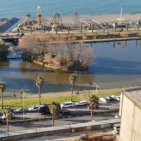 Smart Aparthotel Orbi City Batumi Eksteriør billede