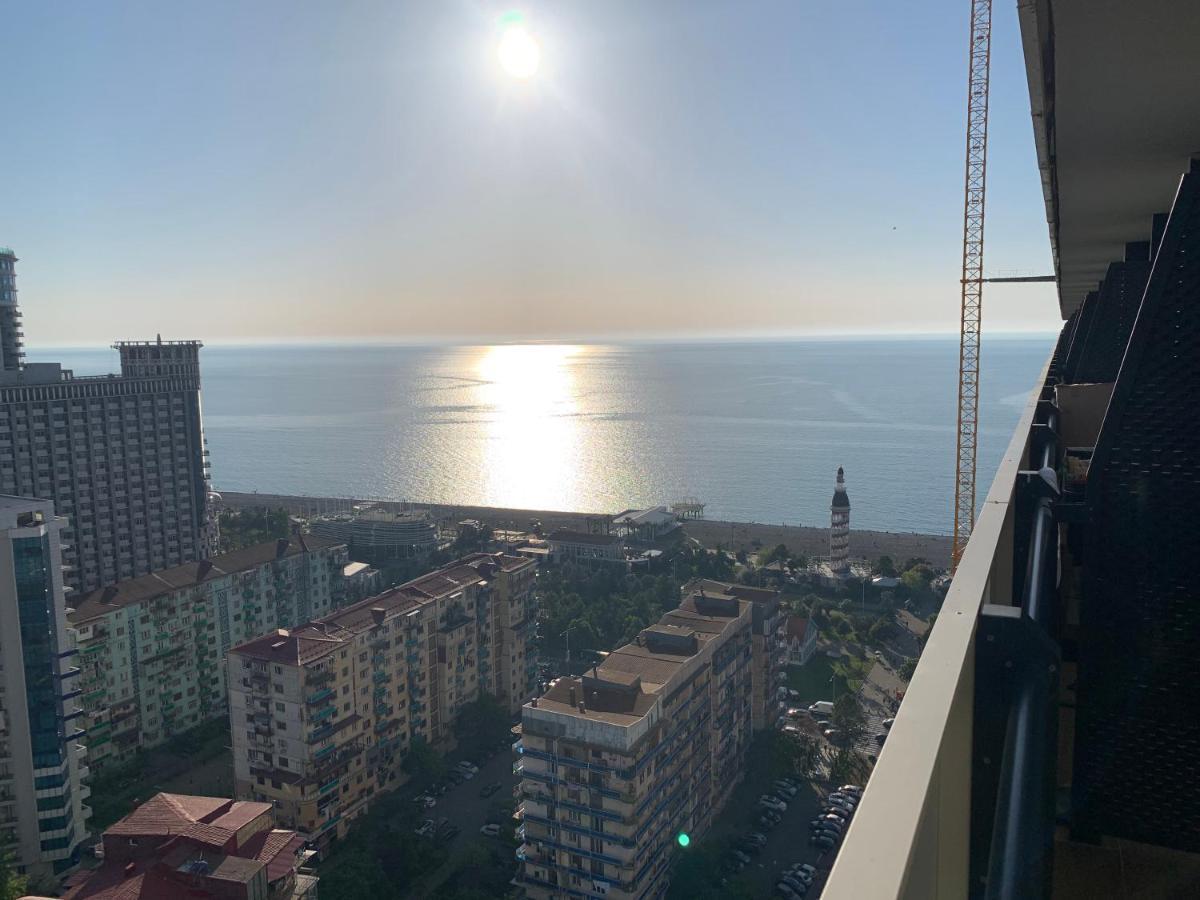 Smart Aparthotel Orbi City Batumi Eksteriør billede