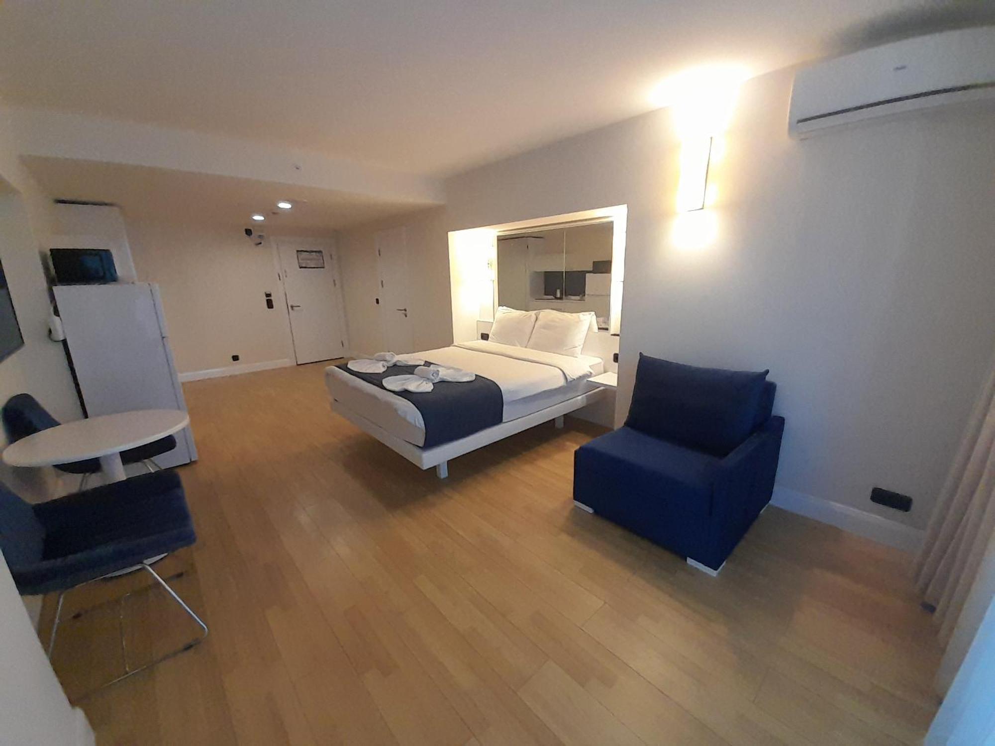 Smart Aparthotel Orbi City Batumi Eksteriør billede