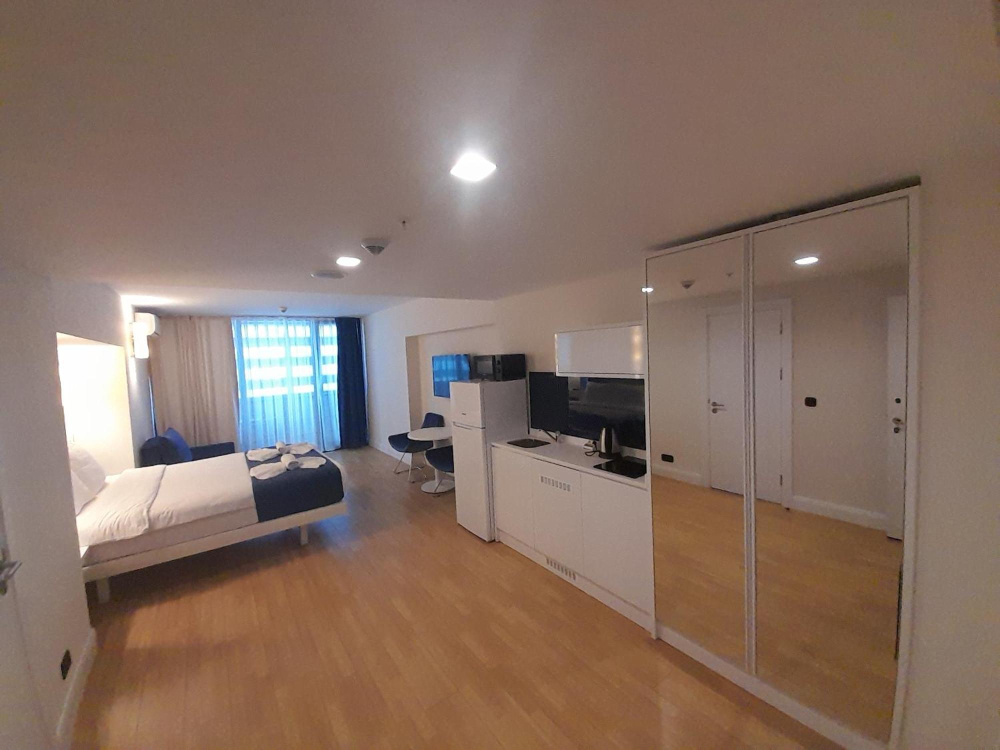 Smart Aparthotel Orbi City Batumi Eksteriør billede