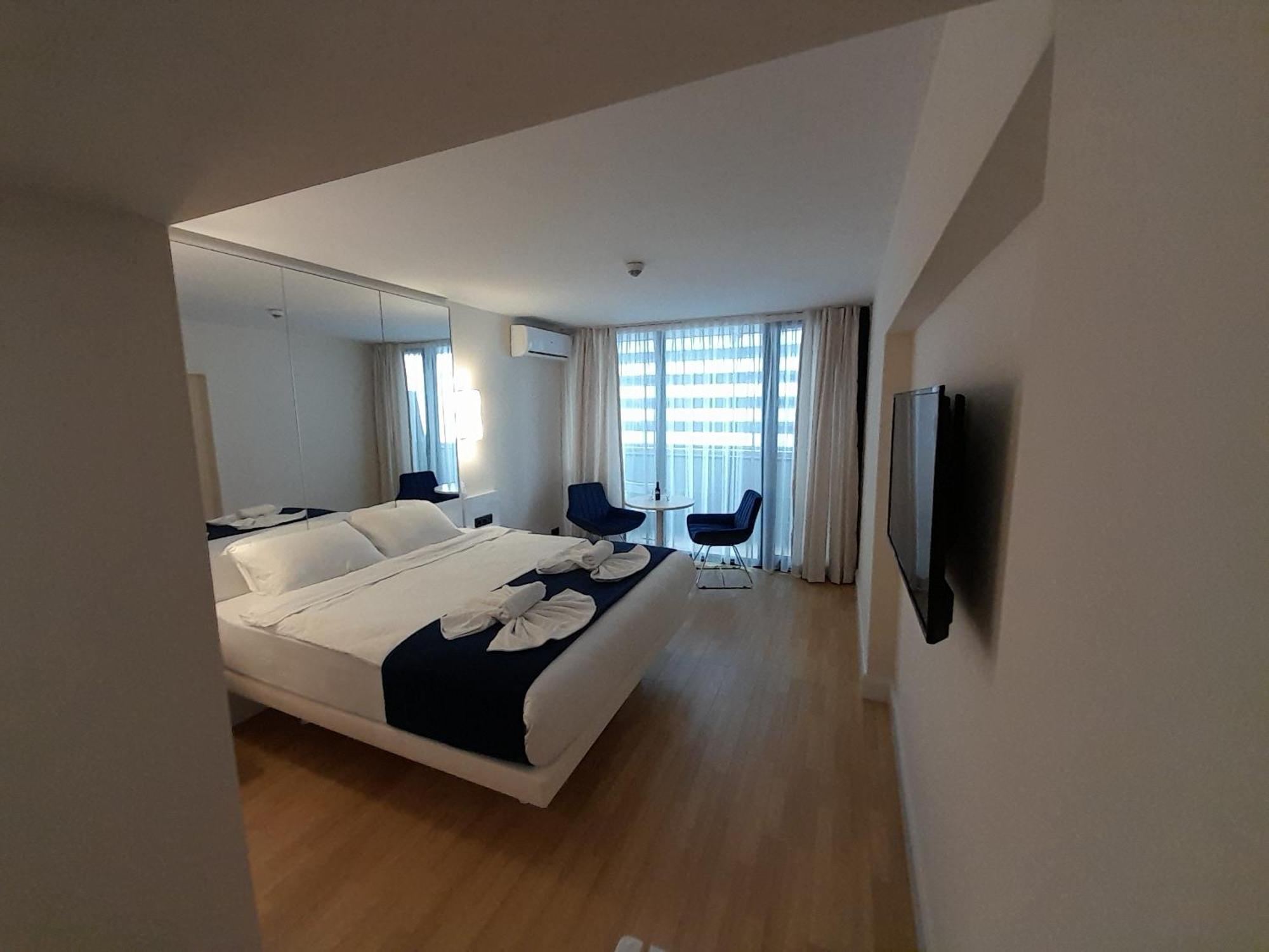 Smart Aparthotel Orbi City Batumi Værelse billede